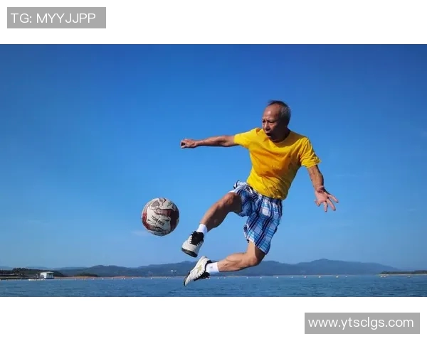 从青涩少年到绿茵传奇足球明星们的成长之路与奋斗故事