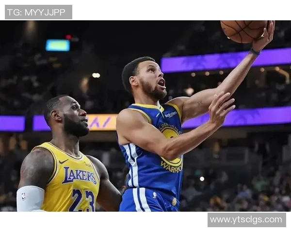 探秘足球场上的传奇号码背后故事与明星球员的荣耀之路 探秘足球场上的传奇号码背后故事与明星球员的荣耀之路